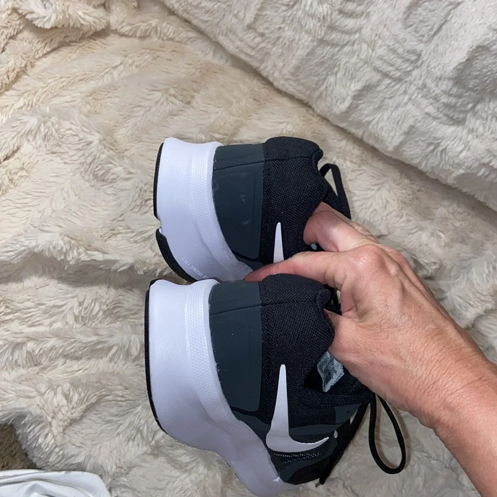 New Nike Run Swift 3 Shoes Black White Running Sports